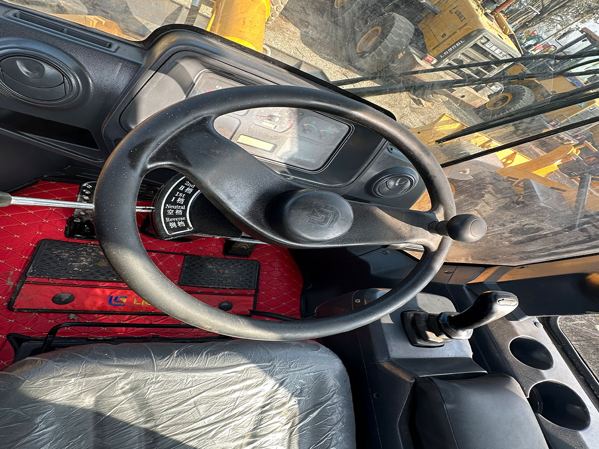 LIUGONG 856H - Wheel loader: picture 3 LIUGONG 856H - Wheel loader: picture 3