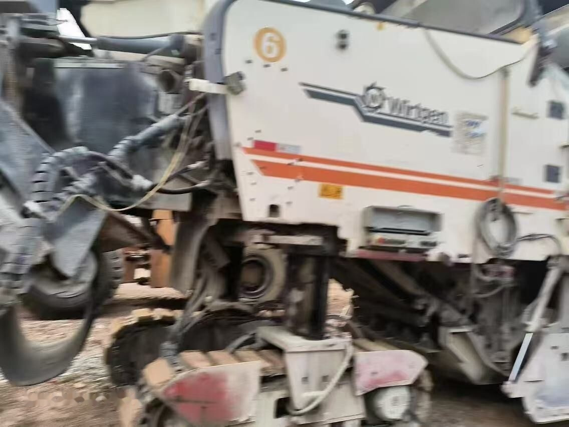 Wirtgen W2100 - Cold planer: picture 5 Wirtgen W2100 - Cold planer: picture 5