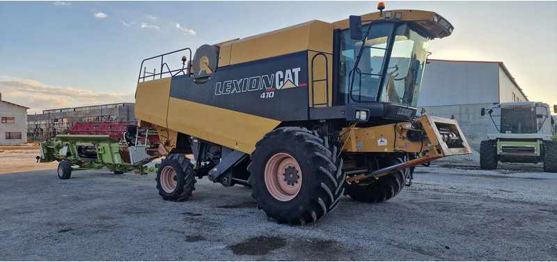 Claas Lexion 470 - Combine harvester: picture 1 Claas Lexion 470 - Combine harvester: picture 1