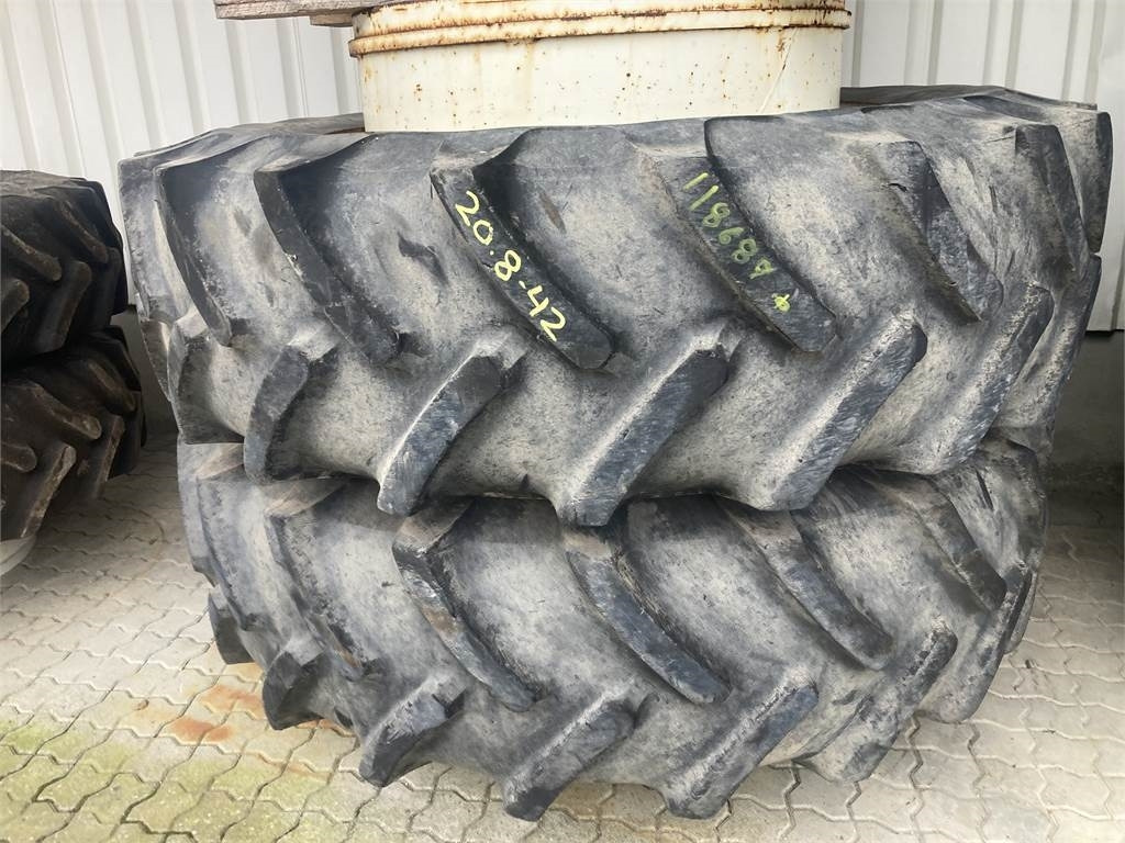 20,8R42 TIL 38 - Tire for Agricultural machinery: picture 1 20,8R42 TIL 38 - Tire for Agricultural machinery: picture 1