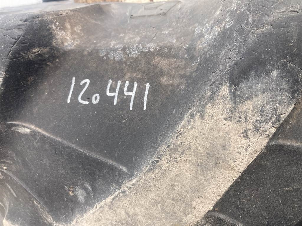 580/70-38 - Tire for Agricultural machinery: picture 2 580/70-38 - Tire for Agricultural machinery: picture 2