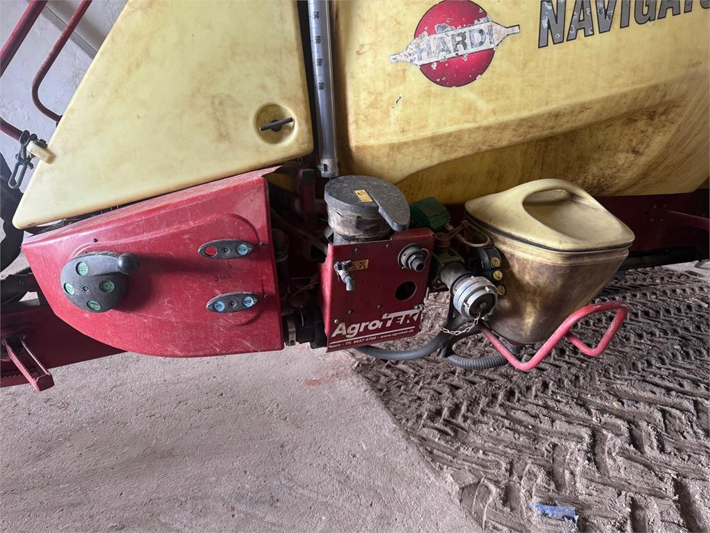 Hardi NAVIGATOR 6000L - Trailed sprayer: picture 4 Hardi NAVIGATOR 6000L - Trailed sprayer: picture 4