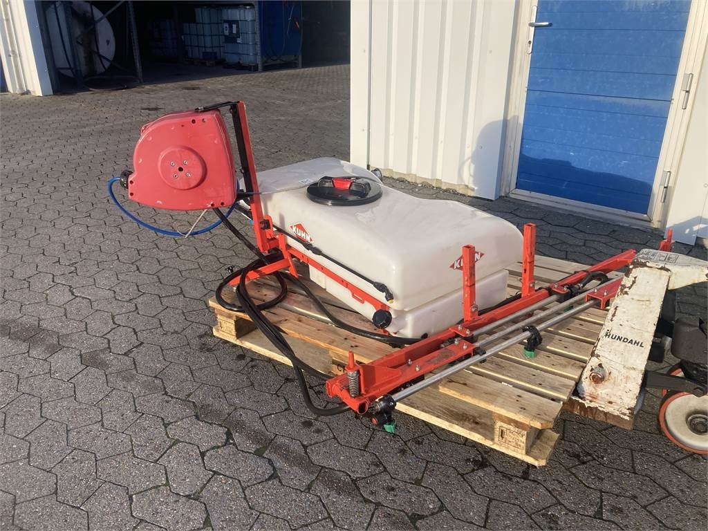 Kuhn EVOLIS Q80 - Tractor mounted sprayer: picture 3 Kuhn EVOLIS Q80 - Tractor mounted sprayer: picture 3