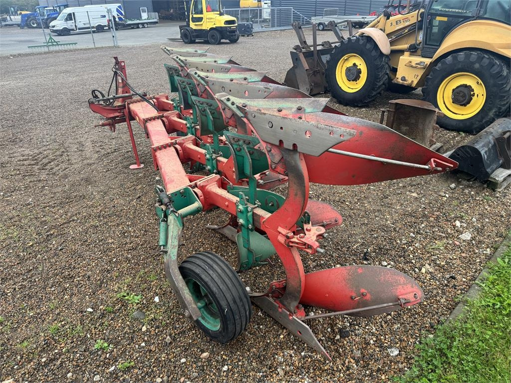 Kverneland F 160 - 4 FURET - Plow: picture 3 Kverneland F 160 - 4 FURET - Plow: picture 3