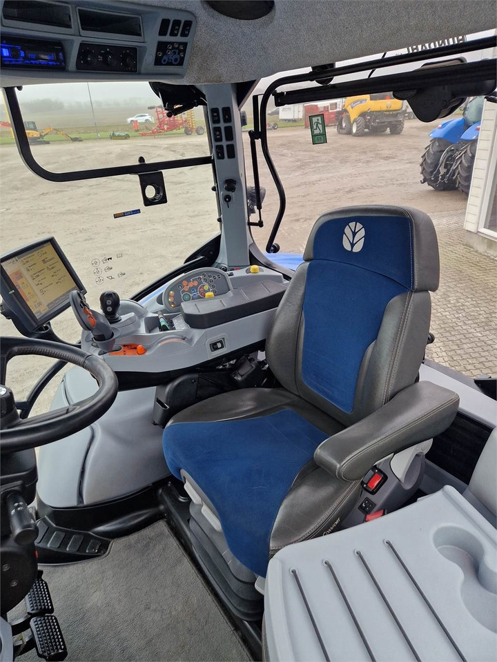 Farm tractor New Holland T7.270AC STAGE V: picture 7