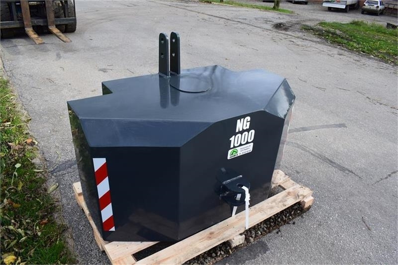 - - - 1000 kilo J-Maskiner - Counterweight for Agricultural machinery: picture 3 - - - 1000 kilo J-Maskiner - Counterweight for Agricultural machinery: picture 3