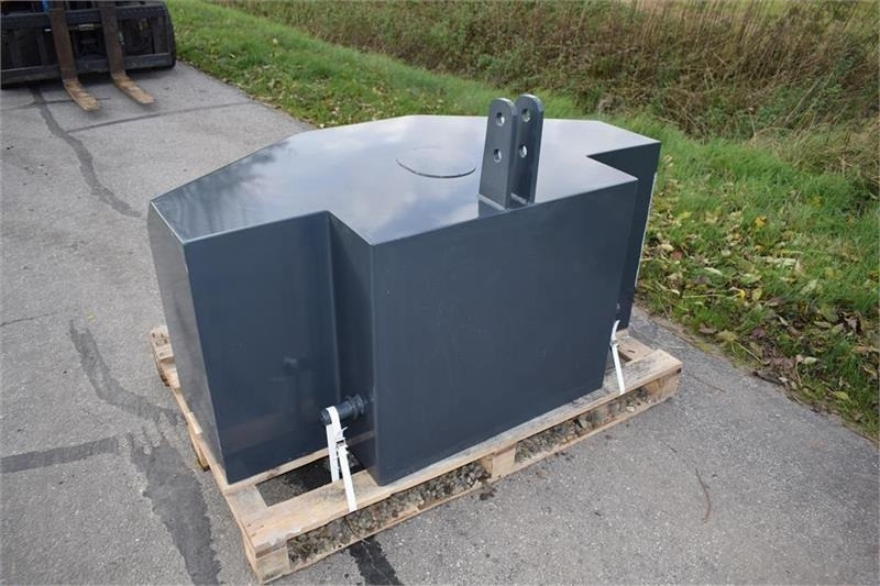 - - - 1500 kilo J-Maskiner - Counterweight for Agricultural machinery: picture 5 - - - 1500 kilo J-Maskiner - Counterweight for Agricultural machinery: picture 5