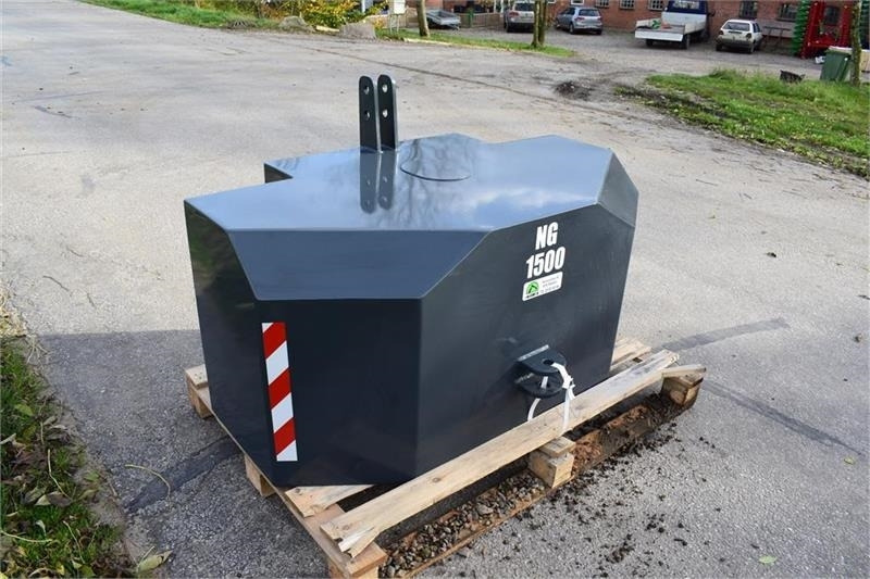 - - - 1500 kilo J-Maskiner - Counterweight for Agricultural machinery: picture 3 - - - 1500 kilo J-Maskiner - Counterweight for Agricultural machinery: picture 3