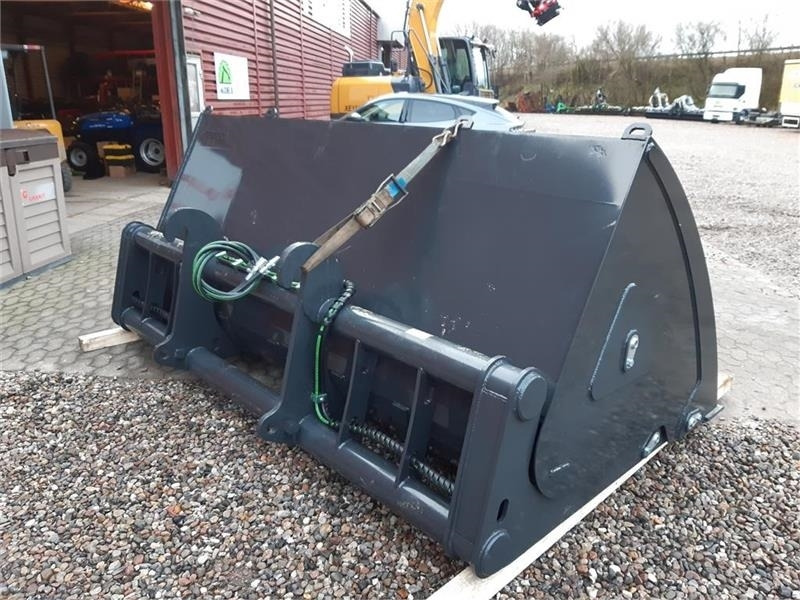 Inter-Tech højtipskovl inter-tech 3 meters - Agricultural machinery: picture 3 Inter-Tech højtipskovl inter-tech 3 meters - Agricultural machinery: picture 3