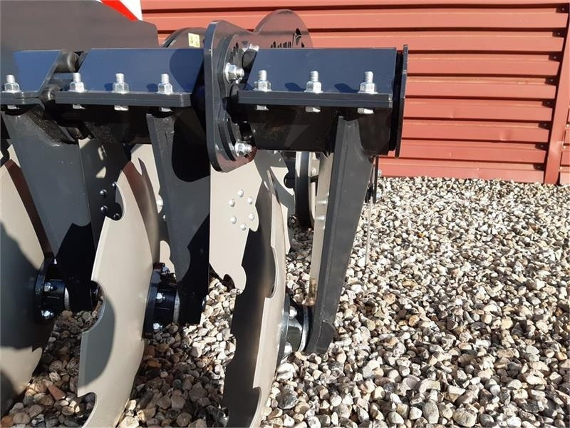 Agro-Tom 6 Meter discharve - Disc harrow: picture 3 Agro-Tom 6 Meter discharve - Disc harrow: picture 3