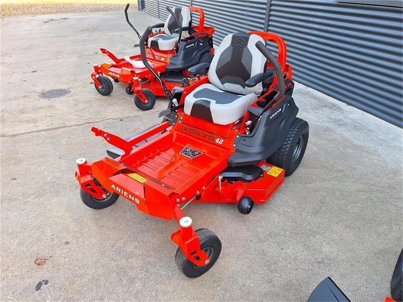 Ariens ARIENS FORHANDLER - Municipal tractor: picture 3 Ariens ARIENS FORHANDLER - Municipal tractor: picture 3