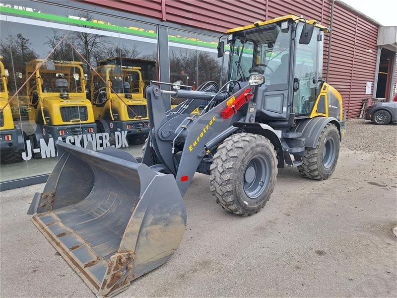 Eurotrac WL18 - Wheel loader: picture 5 Eurotrac WL18 - Wheel loader: picture 5