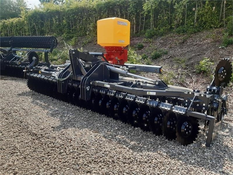 Inter-Tech disc harve med frø udstyr - Disc harrow: picture 1 Inter-Tech disc harve med frø udstyr - Disc harrow: picture 1