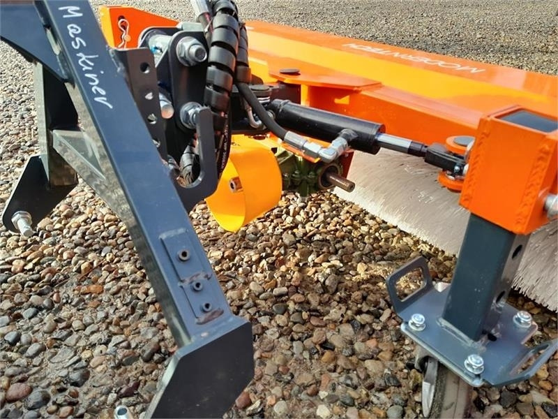 Broom for Municipal/ Special vehicle - - - Modern tech: picture 6
