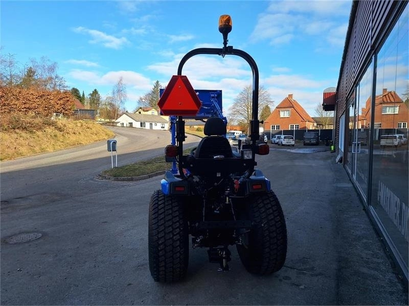Solis H26 HST - Compact tractor: picture 4 Solis H26 HST - Compact tractor: picture 4