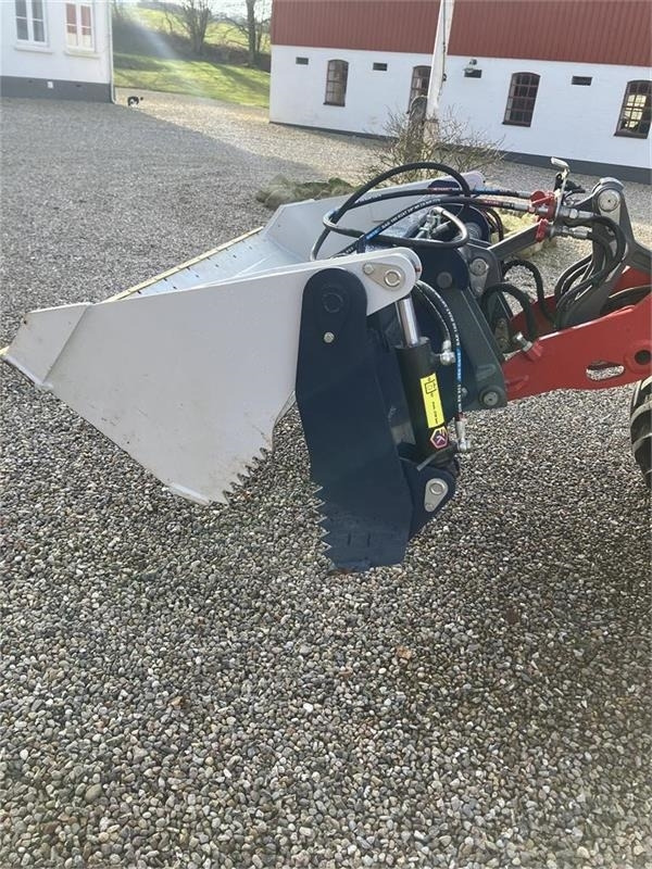 Compact loader Weidemann 2070 LP: picture 9