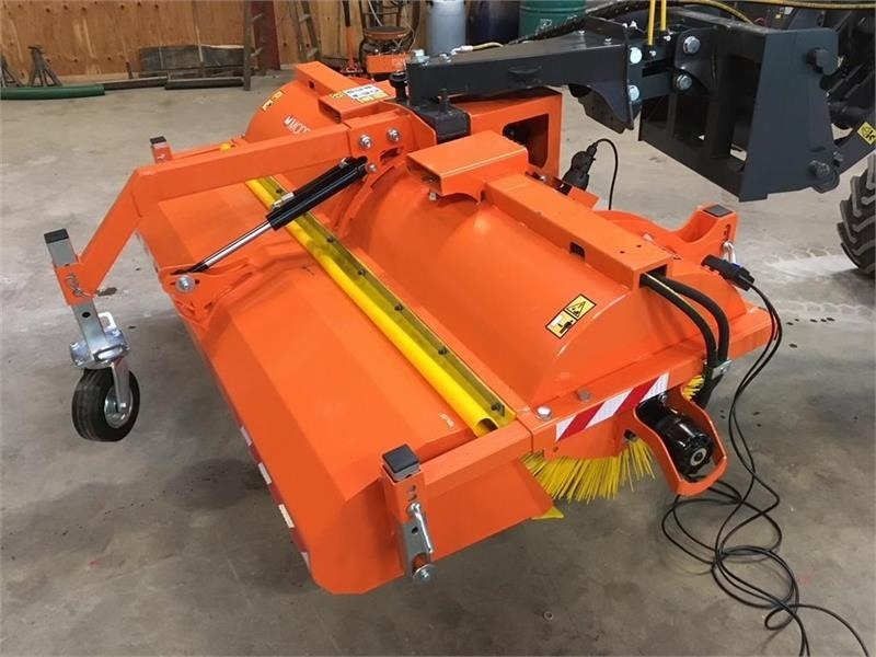 - - - j maskiner - Broom: picture 1 - - - j maskiner - Broom: picture 1