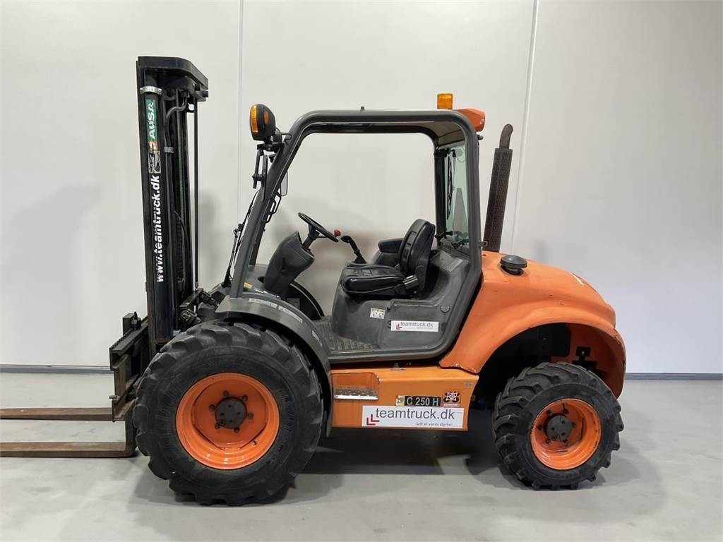 Ausa C250HX4 - Rough terrain forklift: picture 3 Ausa C250HX4 - Rough terrain forklift: picture 3