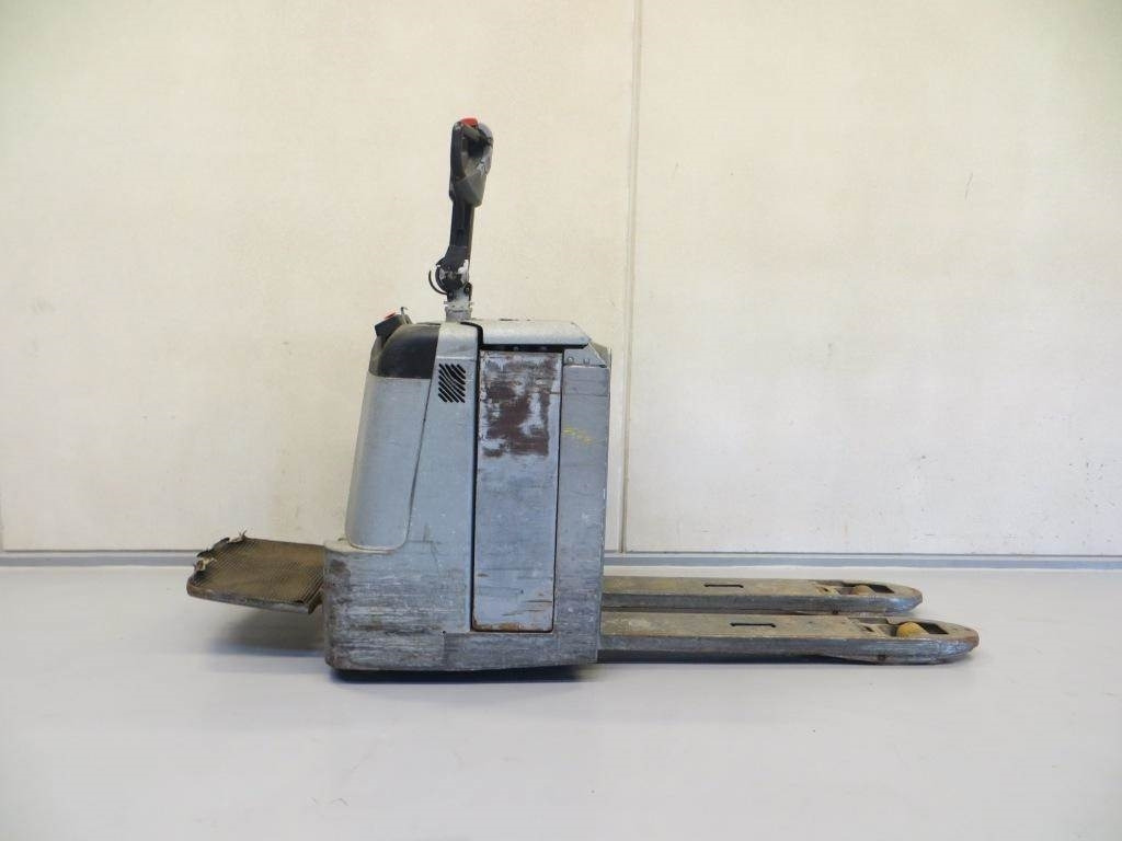 BT LPE240/8 - Pallet truck: picture 1 BT LPE240/8 - Pallet truck: picture 1