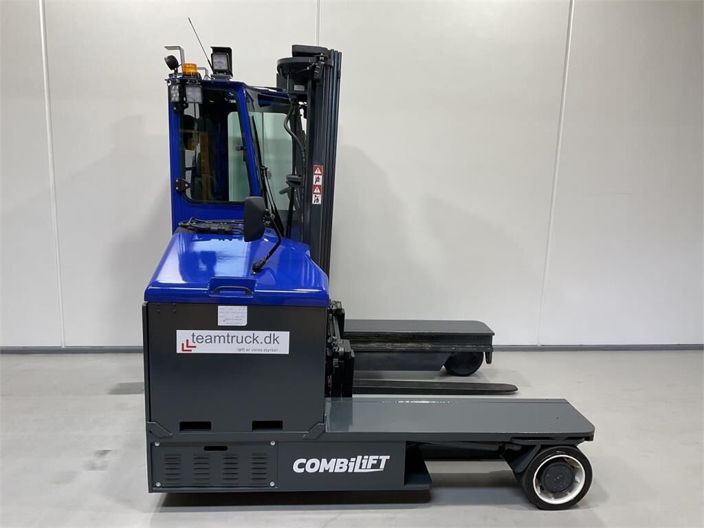 Combilift C5000ET - 4-way reach truck: picture 1 Combilift C5000ET - 4-way reach truck: picture 1