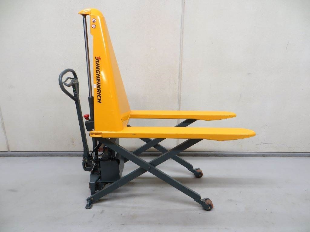 Jungheinrich AMX 10E - Pallet truck: picture 1 Jungheinrich AMX 10E - Pallet truck: picture 1