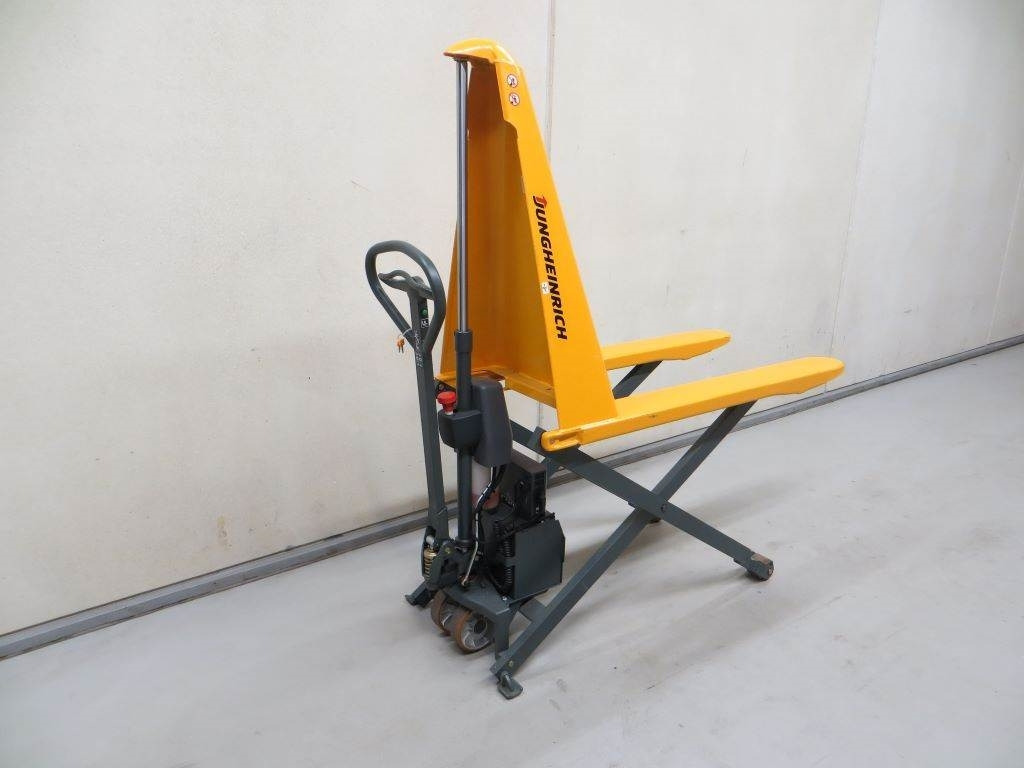 Jungheinrich AMX 10E - Pallet truck: picture 3 Jungheinrich AMX 10E - Pallet truck: picture 3