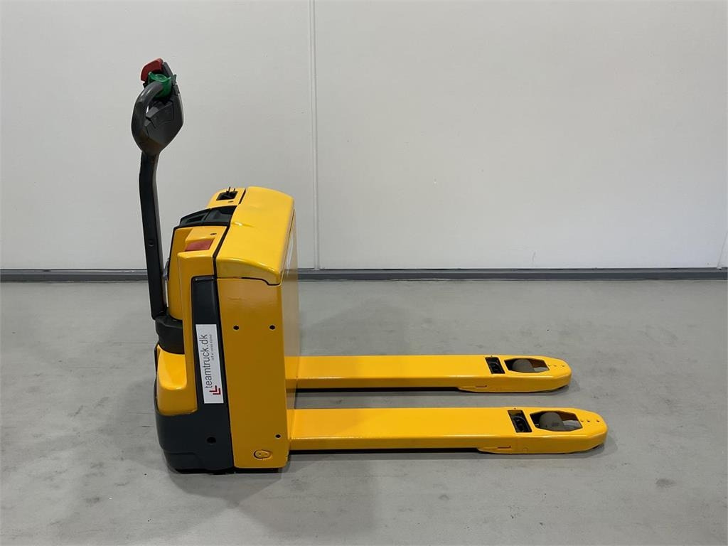 Jungheinrich EJE 116 - Pallet truck: picture 1 Jungheinrich EJE 116 - Pallet truck: picture 1