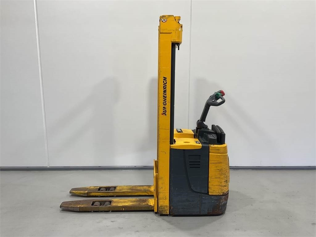 Jungheinrich ERC 214 - Stacker: picture 3 Jungheinrich ERC 214 - Stacker: picture 3