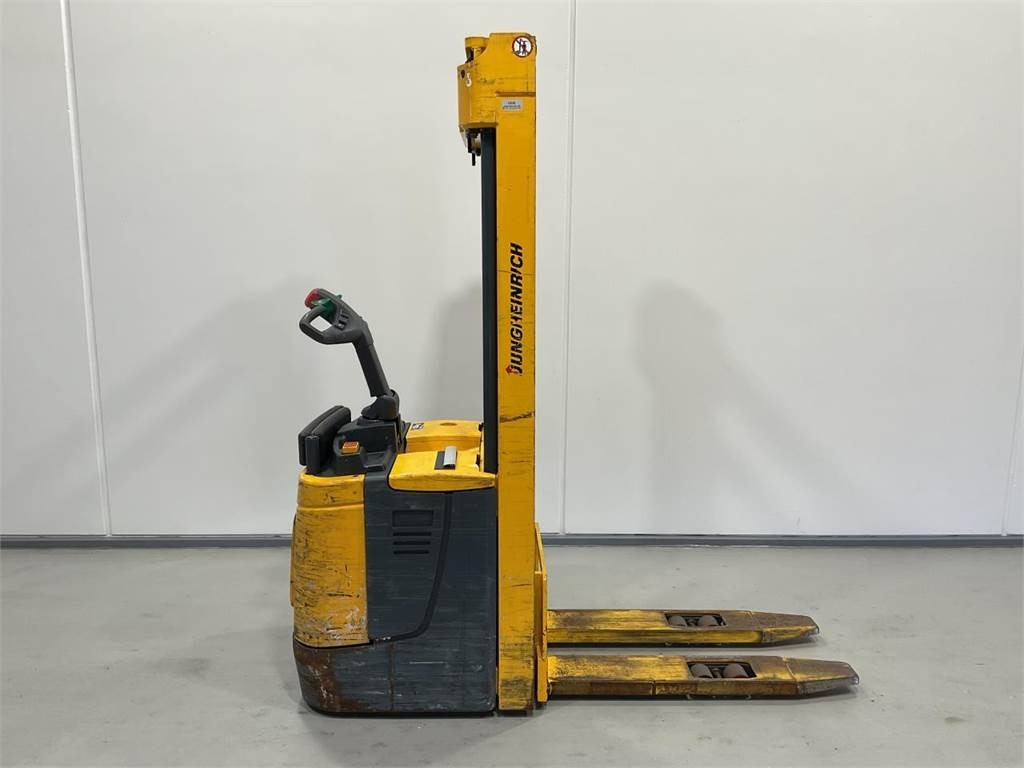 Jungheinrich ERC 214 - Stacker: picture 1 Jungheinrich ERC 214 - Stacker: picture 1