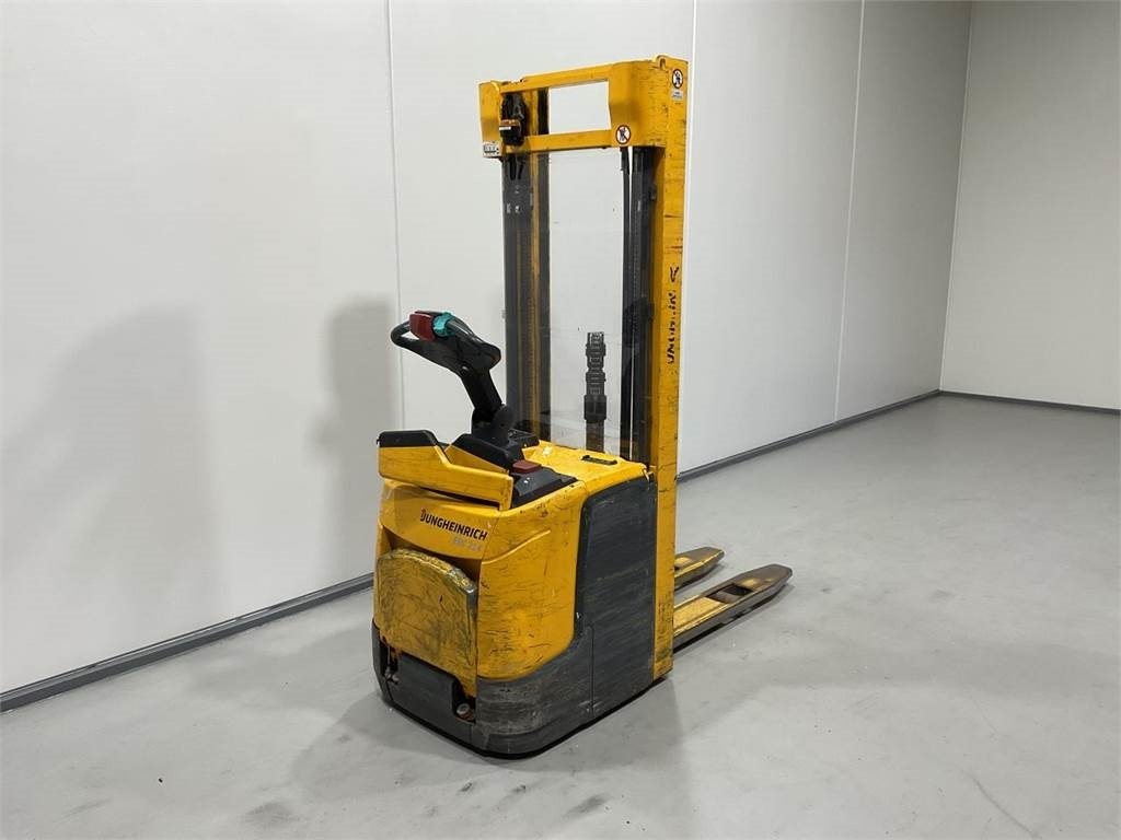 Jungheinrich ERC 214 - Stacker: picture 2 Jungheinrich ERC 214 - Stacker: picture 2