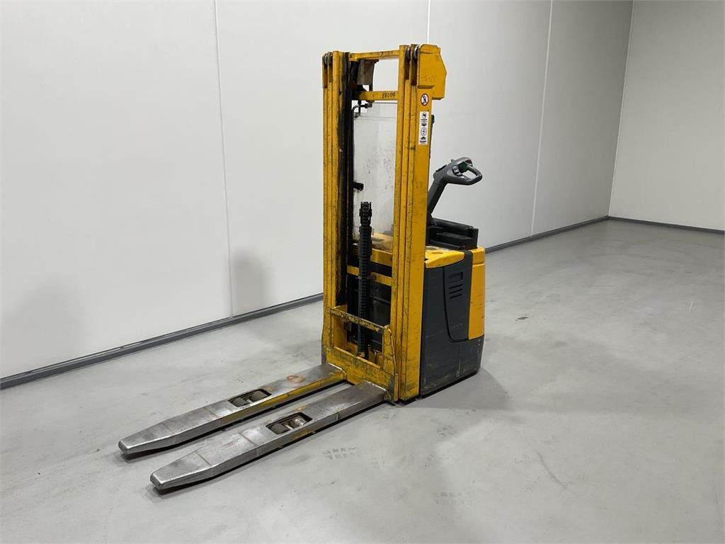 Jungheinrich ERC 214 - Stacker: picture 4 Jungheinrich ERC 214 - Stacker: picture 4