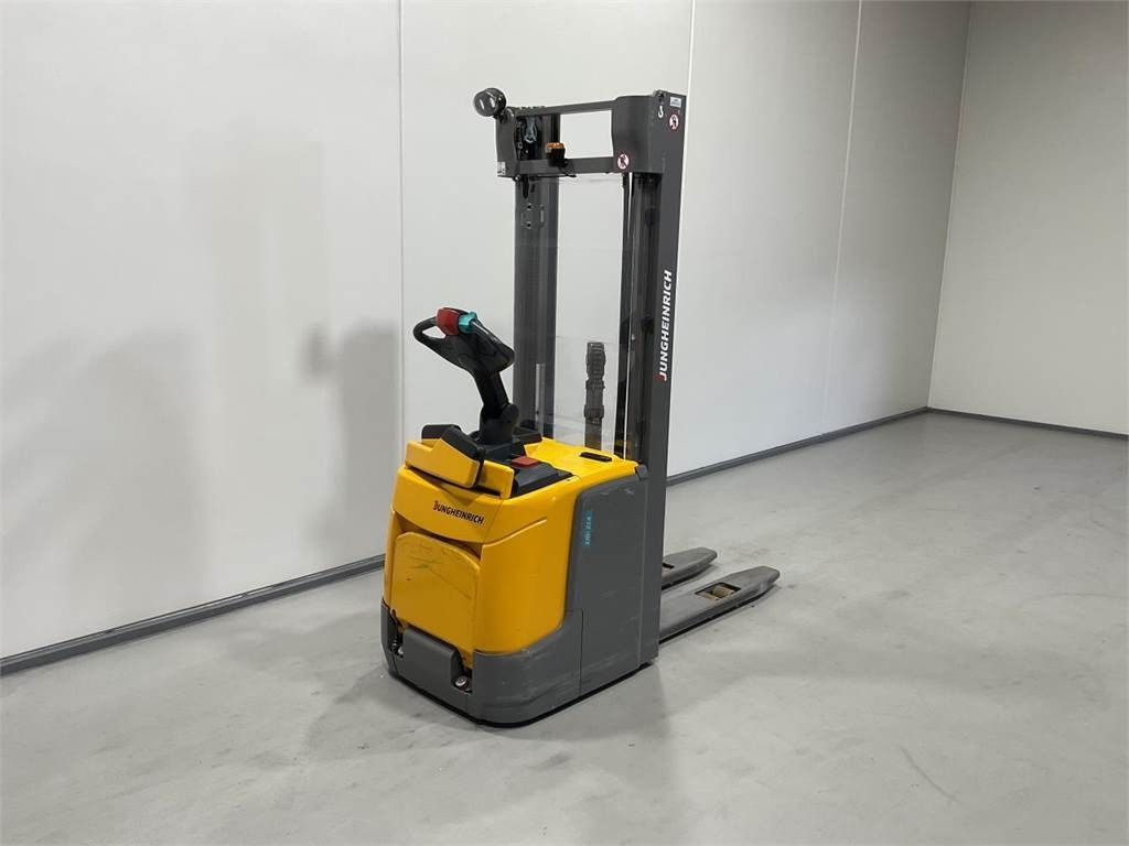 Jungheinrich ERC 214 - Stacker: picture 2 Jungheinrich ERC 214 - Stacker: picture 2
