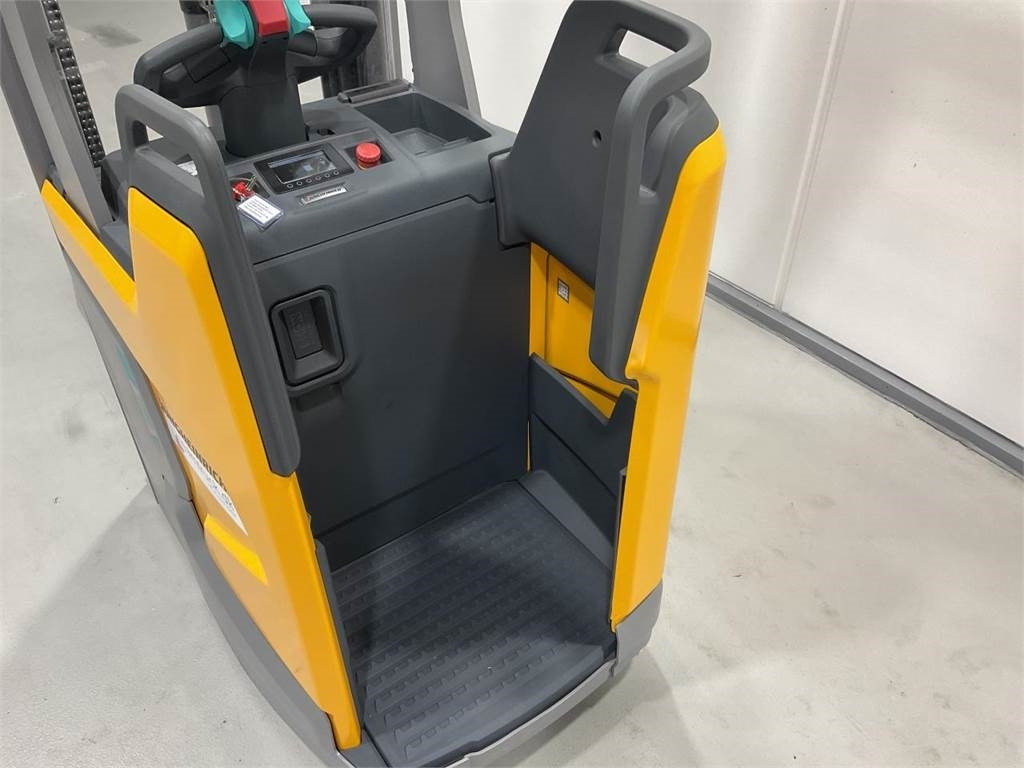 Jungheinrich ERC 214I - Stacker: picture 5 Jungheinrich ERC 214I - Stacker: picture 5