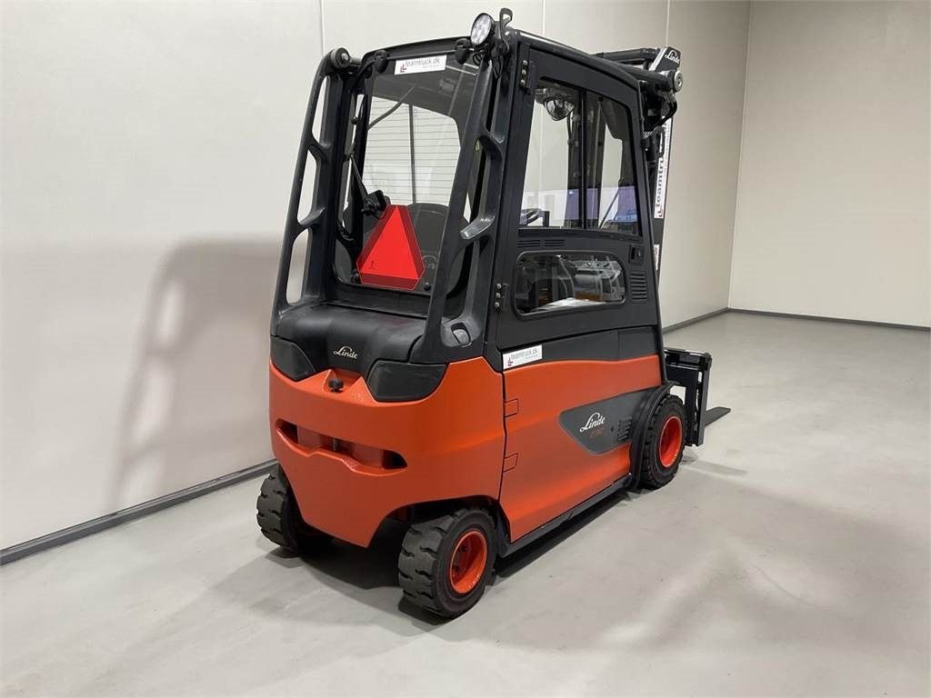Linde E30 - Electric forklift: picture 2 Linde E30 - Electric forklift: picture 2