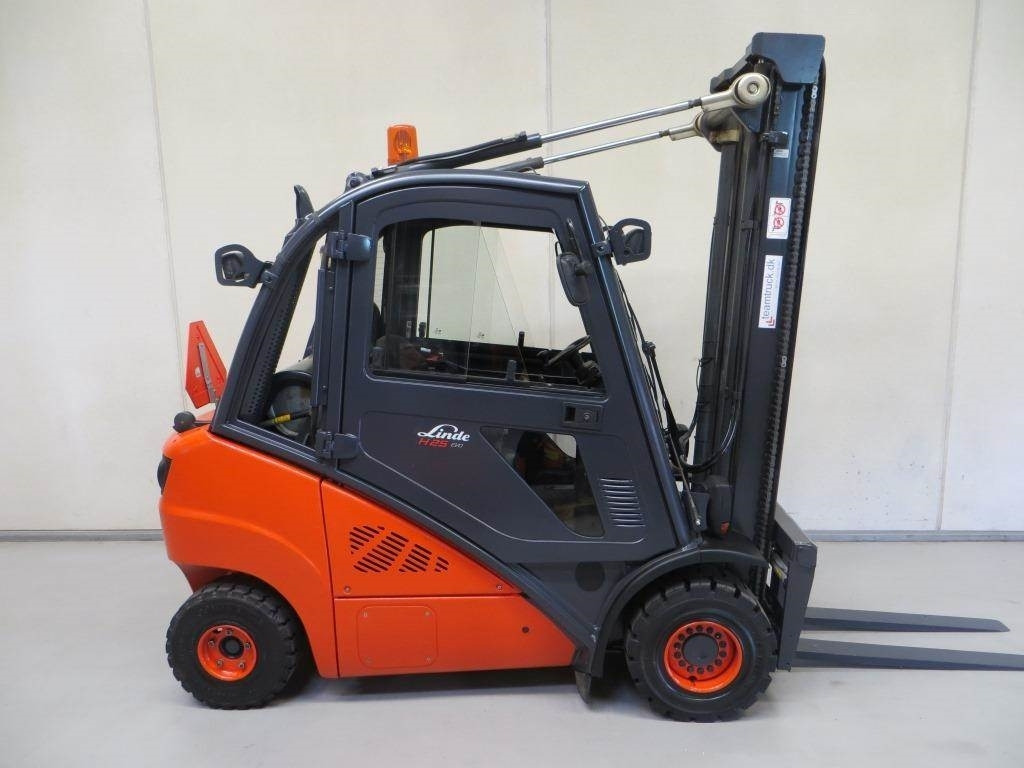 Linde H25T - LPG forklift: picture 1 Linde H25T - LPG forklift: picture 1