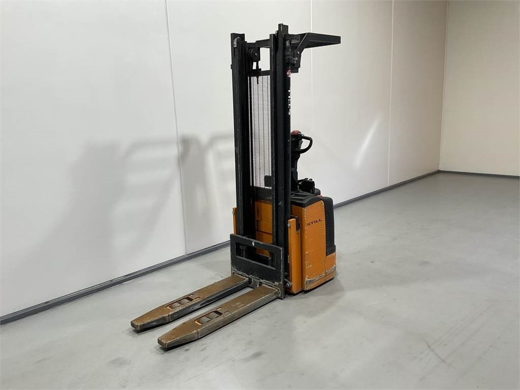 Still EFGV S14 - Stacker: picture 4 Still EFGV S14 - Stacker: picture 4