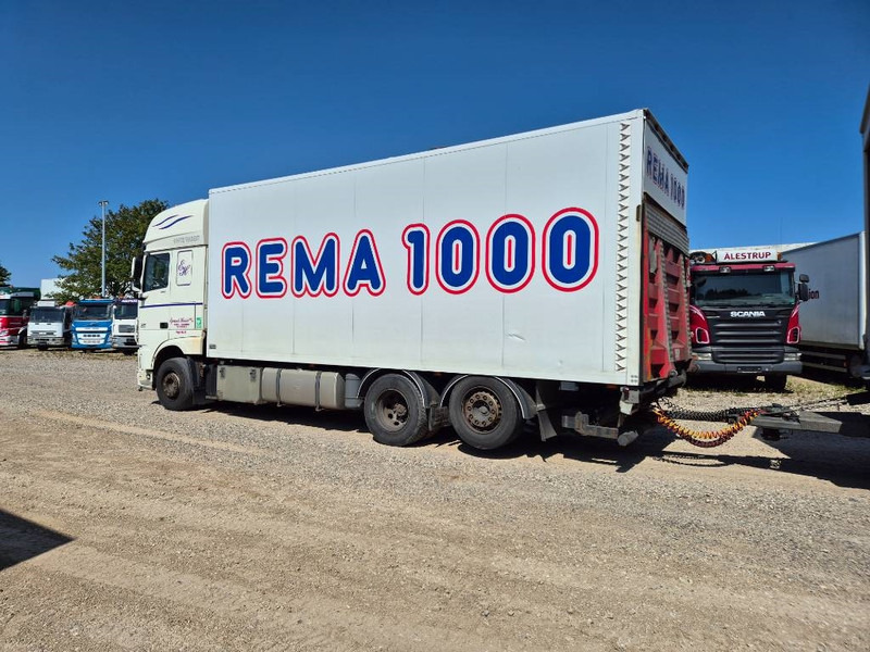 DAF XF 460 6x2 // Lift - Box truck: picture 3 DAF XF 460 6x2 // Lift - Box truck: picture 3
