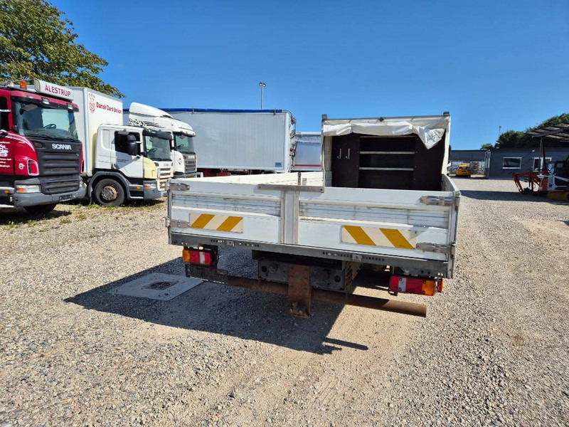 MAN TGL 12.250 4x2 - Dropside/ Flatbed truck: picture 4 MAN TGL 12.250 4x2 - Dropside/ Flatbed truck: picture 4