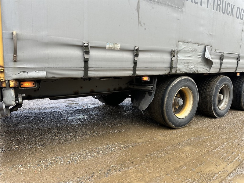 Low loader semi-trailer Schmitz Cargobull Machine transport trailer with bag ramp: picture 10