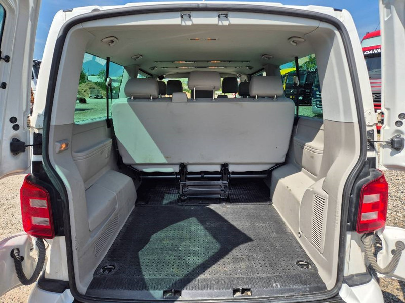 Car Volkswagen Caravelle 4x4 // 4motion 8(10) person bus Lon: picture 12