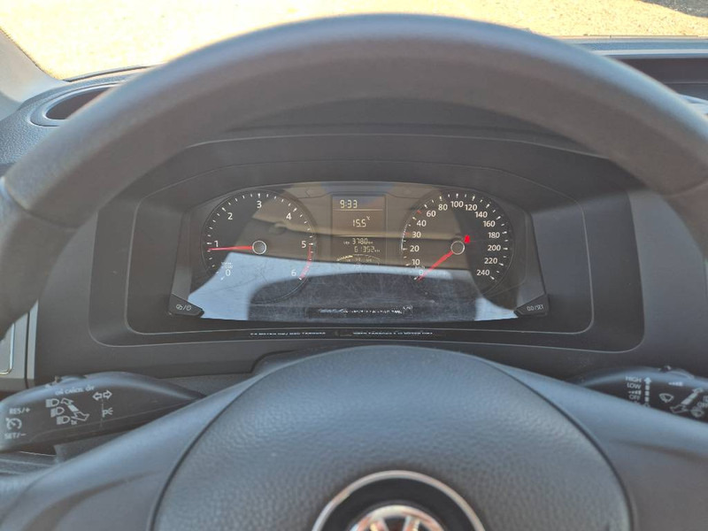 Car Volkswagen Transporter 2,0 TDi 102 Kombi lang 4d 9 prs: picture 7
