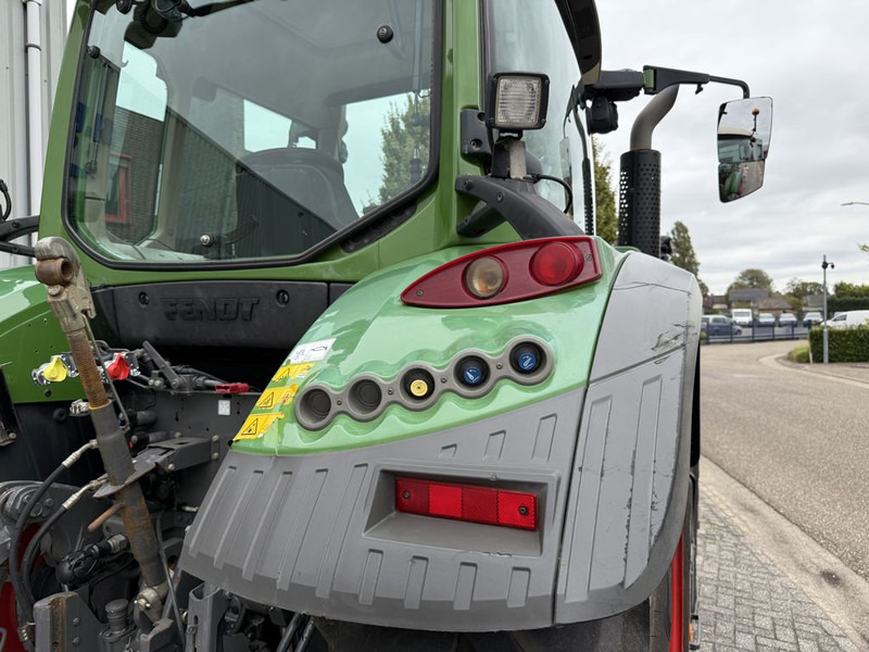 Farm tractor Fendt 513 Vario Power: picture 12