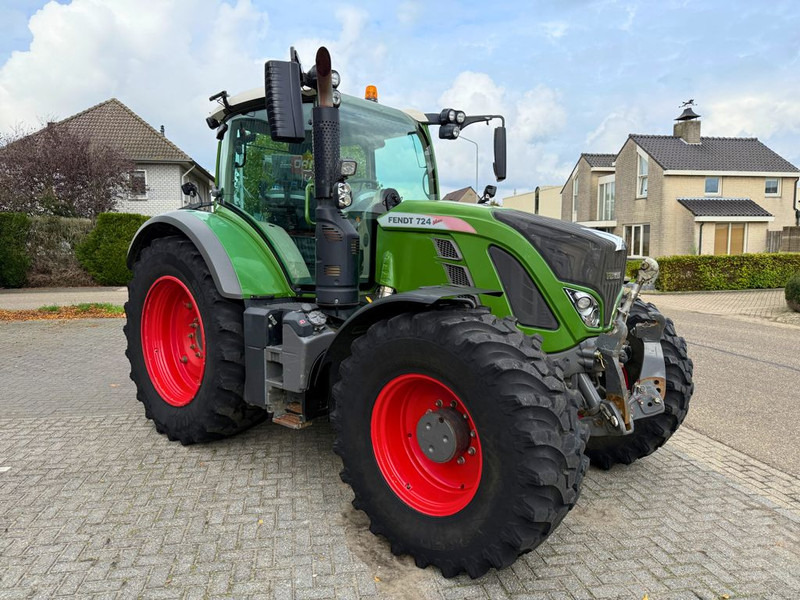 Fendt 724 Vario S4 Profiplus - Farm tractor: picture 4 Fendt 724 Vario S4 Profiplus - Farm tractor: picture 4