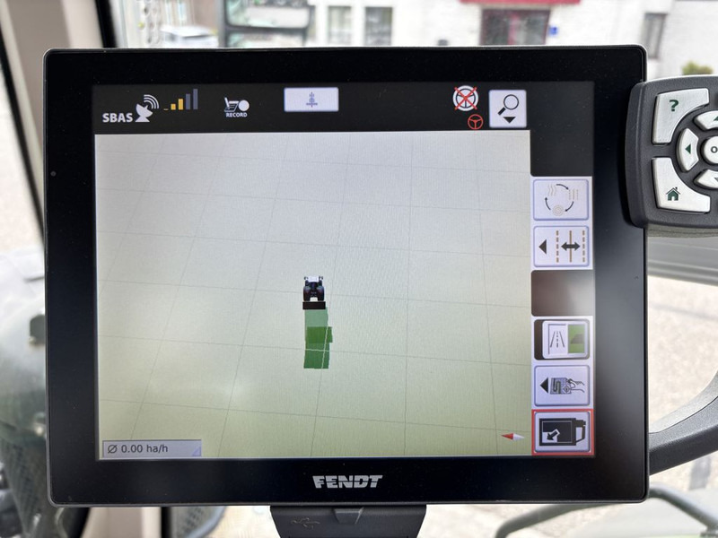 Farm tractor Fendt 939 Vario ProfiPlus: picture 17