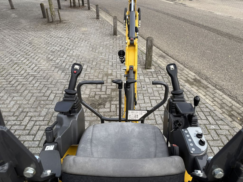 New Holland E14D Minigraver Nieuw/Overjarig - Mini excavator: picture 5 New Holland E14D Minigraver Nieuw/Overjarig - Mini excavator: picture 5