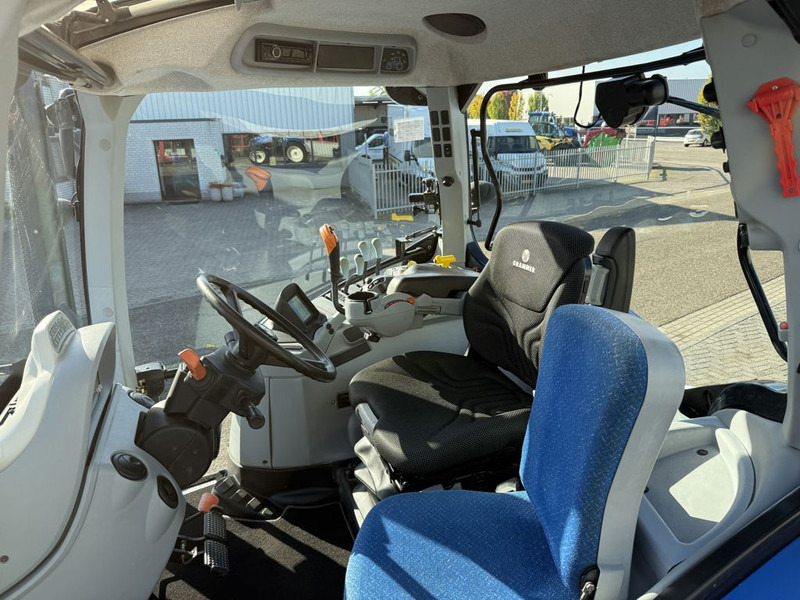 New Holland T7.185 Power Command - Farm tractor: picture 5 New Holland T7.185 Power Command - Farm tractor: picture 5