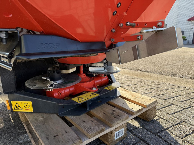 Rauch MDS 8.2 Kunstmeststrooier - Fertilizer spreader: picture 5 Rauch MDS 8.2 Kunstmeststrooier - Fertilizer spreader: picture 5
