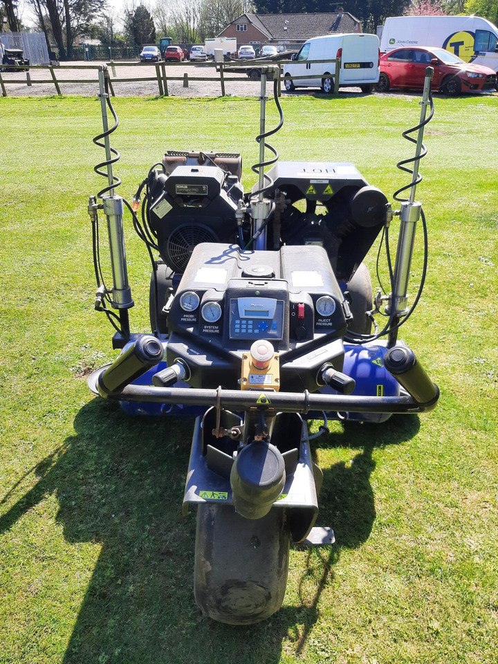 Air2G2 Aerator - Agricultural machinery: picture 3 Air2G2 Aerator - Agricultural machinery: picture 3