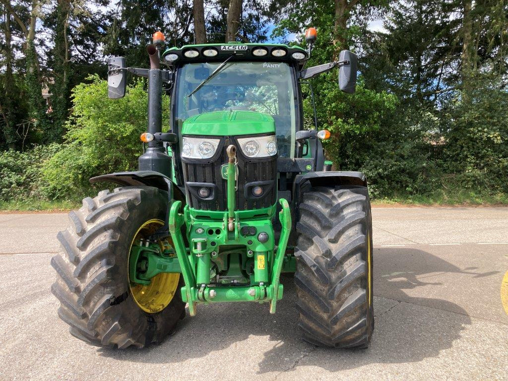 John Deere 6155R - Farm tractor: picture 1 John Deere 6155R - Farm tractor: picture 1