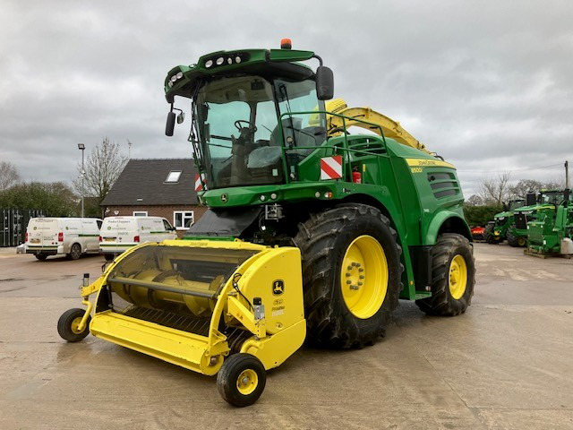 John Deere 8500i - Forage harvester: picture 1 John Deere 8500i - Forage harvester: picture 1
